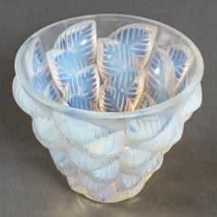 1927 René Lalique - Vase Moissac Verre opalescent