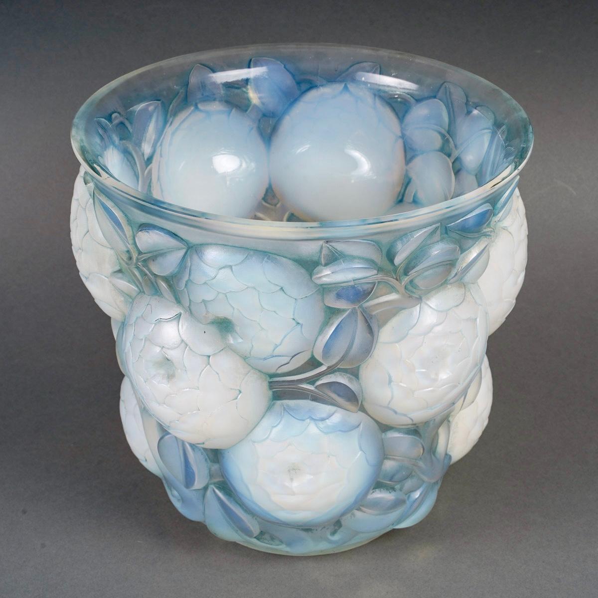 Art Deco 1927 Rene Lalique Vase Oran Opalescent Glass with Blue Patina For Sale