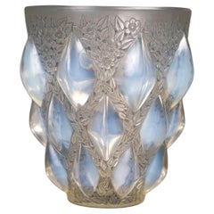 1927 Rene Lalique Vase Rampillon Opalescent Glass Grey Patina