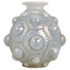 Antique 1927 René Lalique - Vase Tournesols Opalescent Glass Grey Patina