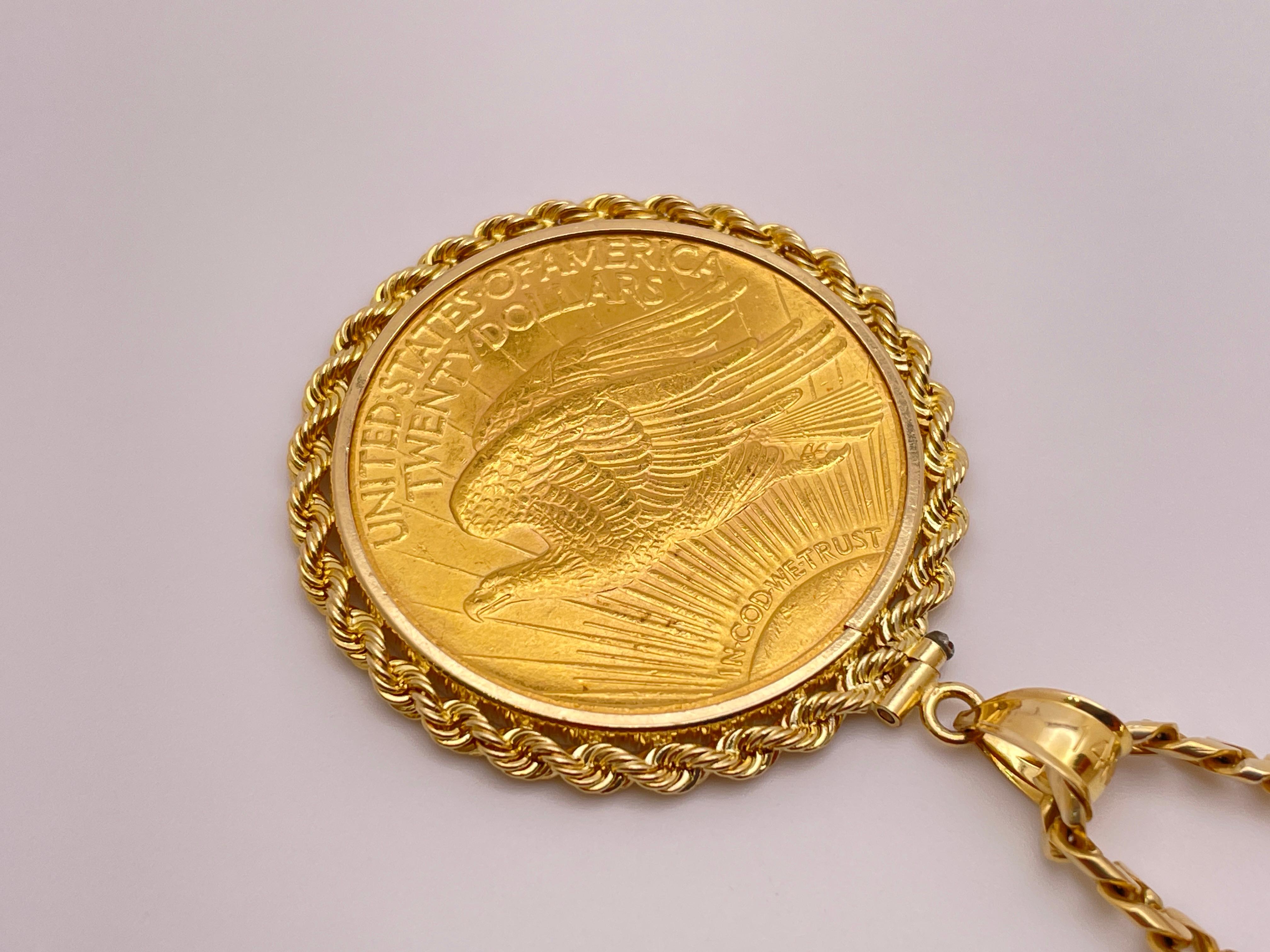 1928 $20 Saint Gaudens Double Eagle Gold Coin Pendant In Good Condition For Sale In Westport, CT