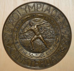 1928 AMSTERDAM OLYMPIC MEMORABILIA COLLECTABLE MEN'S JAVALIN HANGING PLAQUe