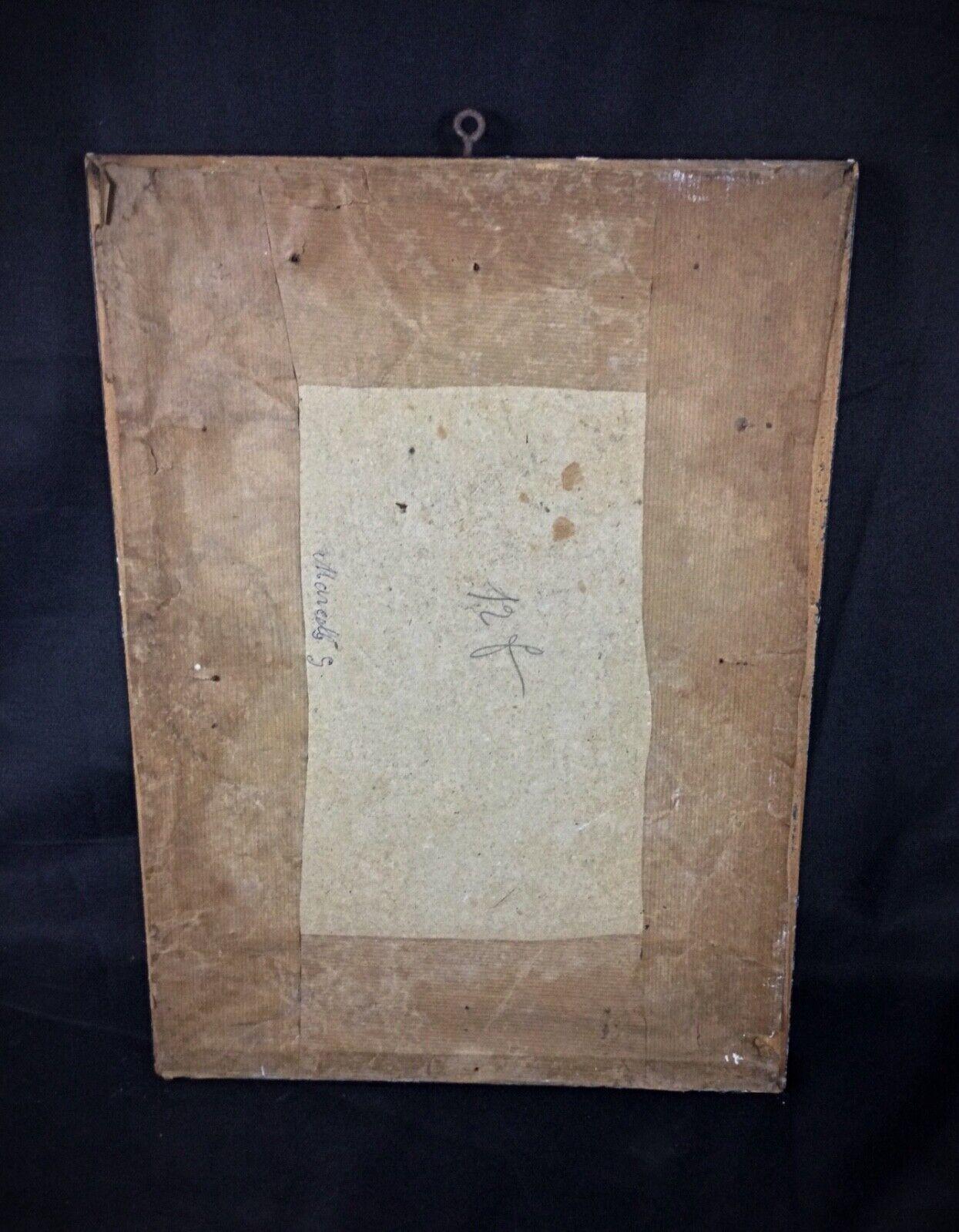 Questo ritratto ricordo incorniciato commemora la prima comunione di Marcelle Girard, avvenuta nella chiesa di Bonnétable il 10 giugno 1928. Il pezzo è nelle sue condizioni originali e mostra alcuni segni dell'età, tra cui tracce di muffa sul retro