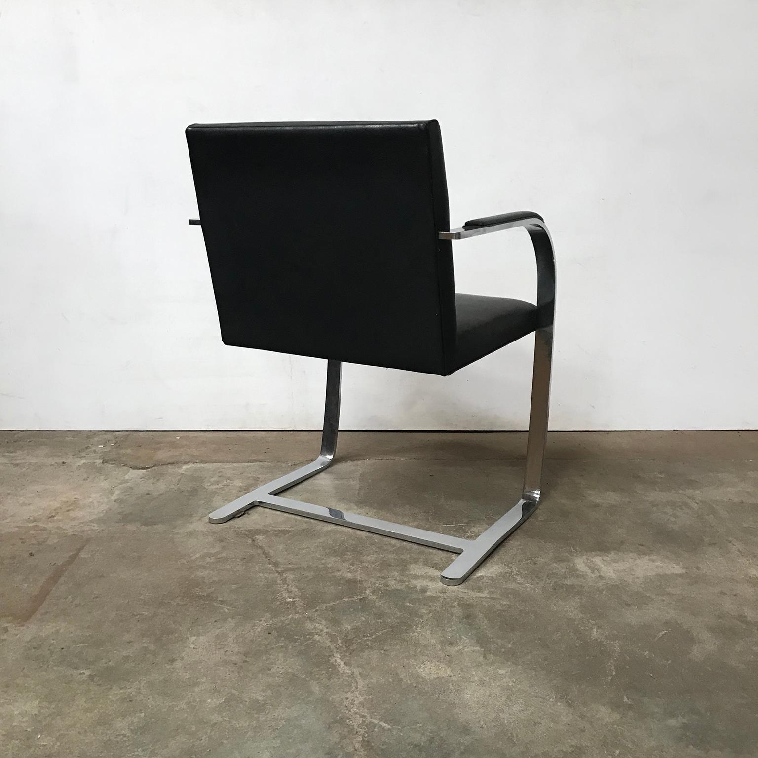 German 1928, Ludwig Mies van der Rohe, Knoll Brno Chair in Black Leather