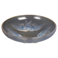 1928 René Lalique Bowl Nonnettes Birds Opalescent Glass