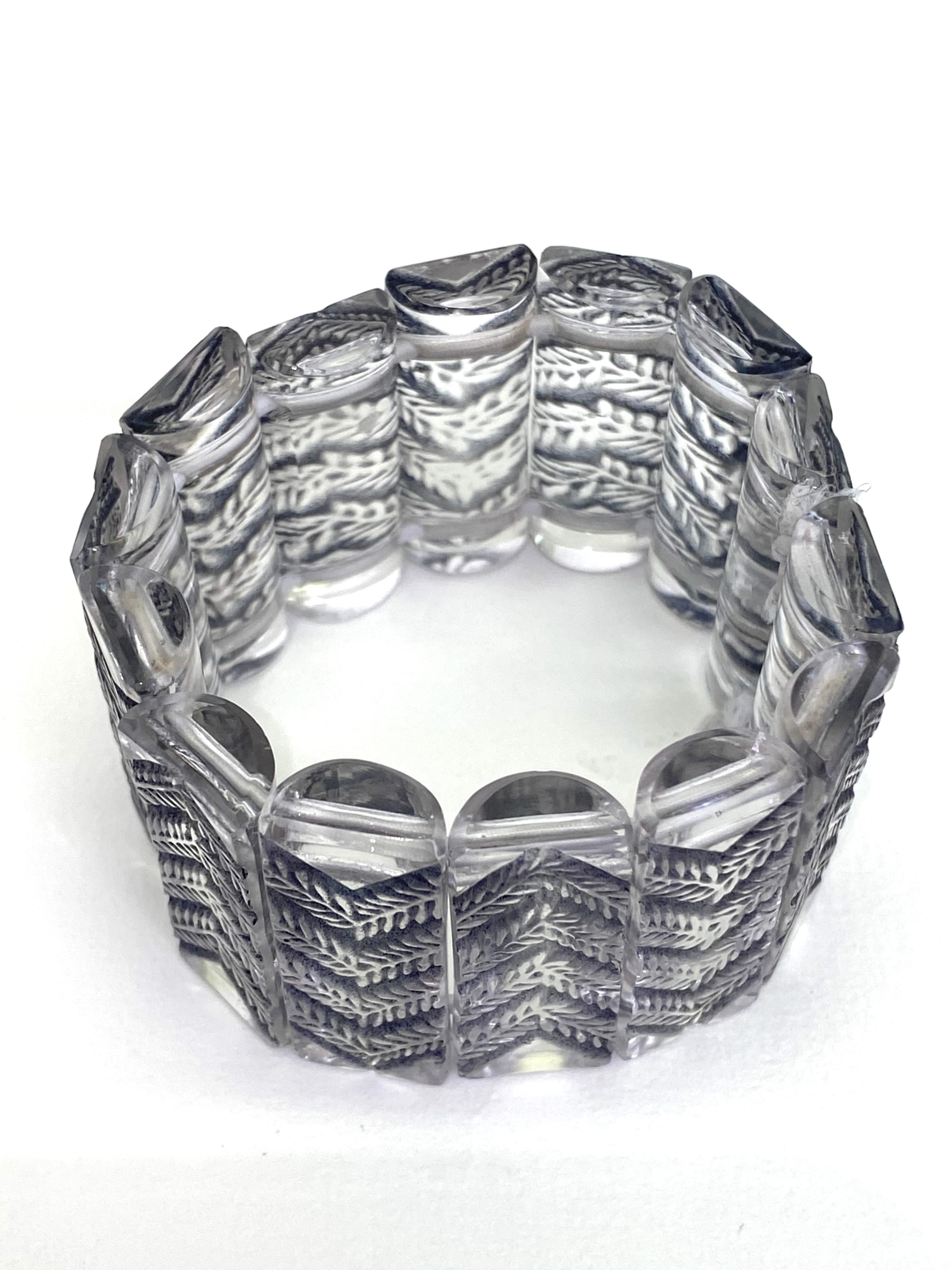 1928 René Lalique Bracelet Fougeres Clear Glass Grey Patin, Ferns In Excellent Condition In Boulogne Billancourt, FR