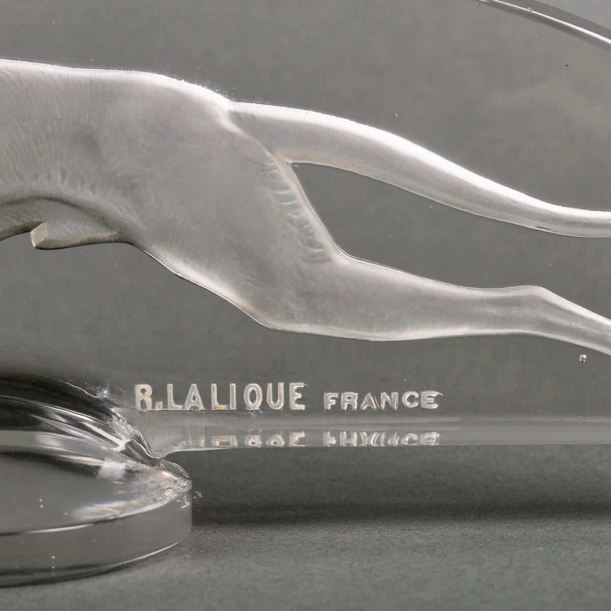 1928 René Lalique Car Mascot Hood Ornament Petite Libellule Glass Dragonfly Bon état - En vente à Boulogne Billancourt, FR