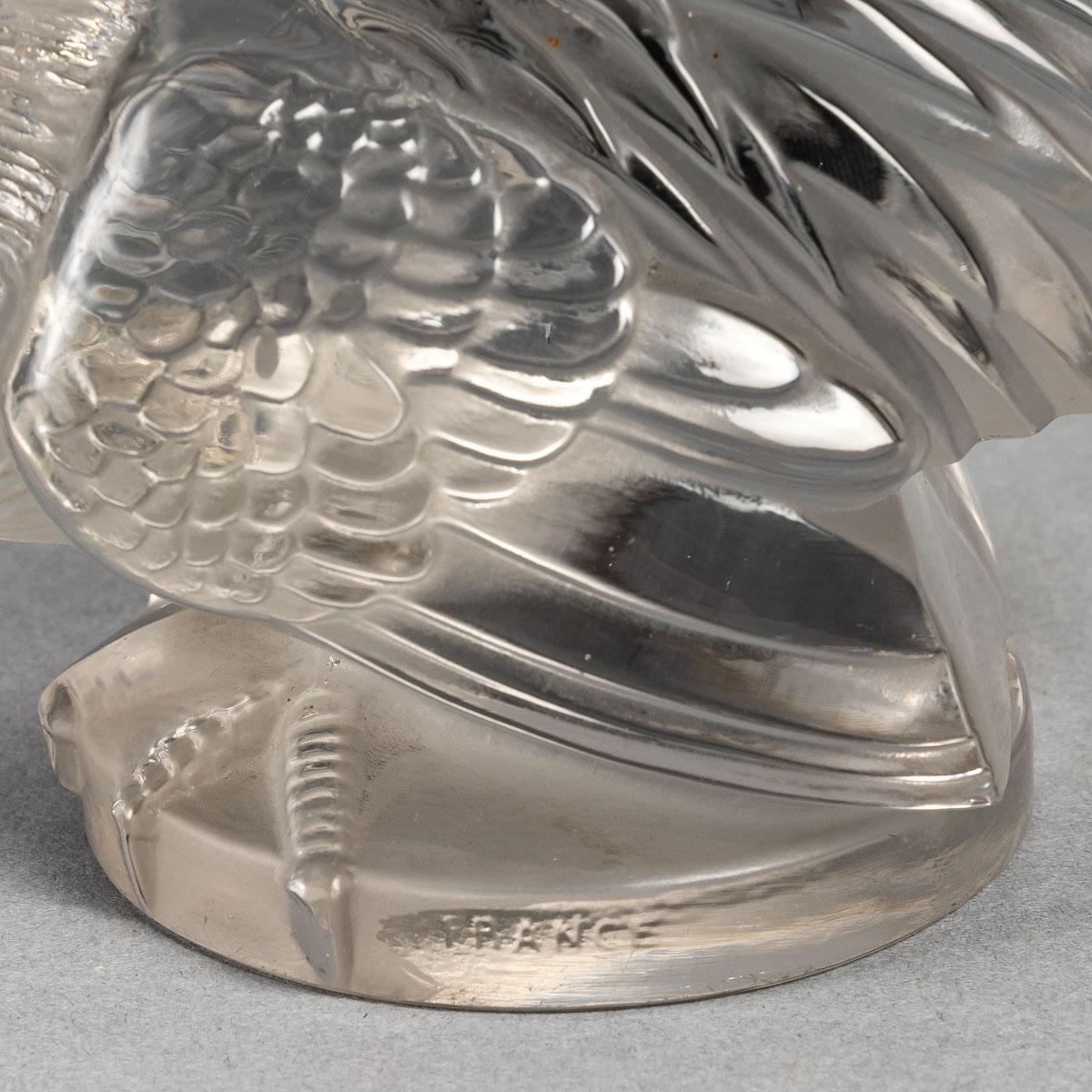 1928 René Lalique Coq Nain Car Mascot Hood Ornament Clear Glass, Rooster In Good Condition In Boulogne Billancourt, FR