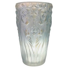 René Lalique Vases and Vessels 211 6: R. LALIQUE PERLES VASE. Dec 12