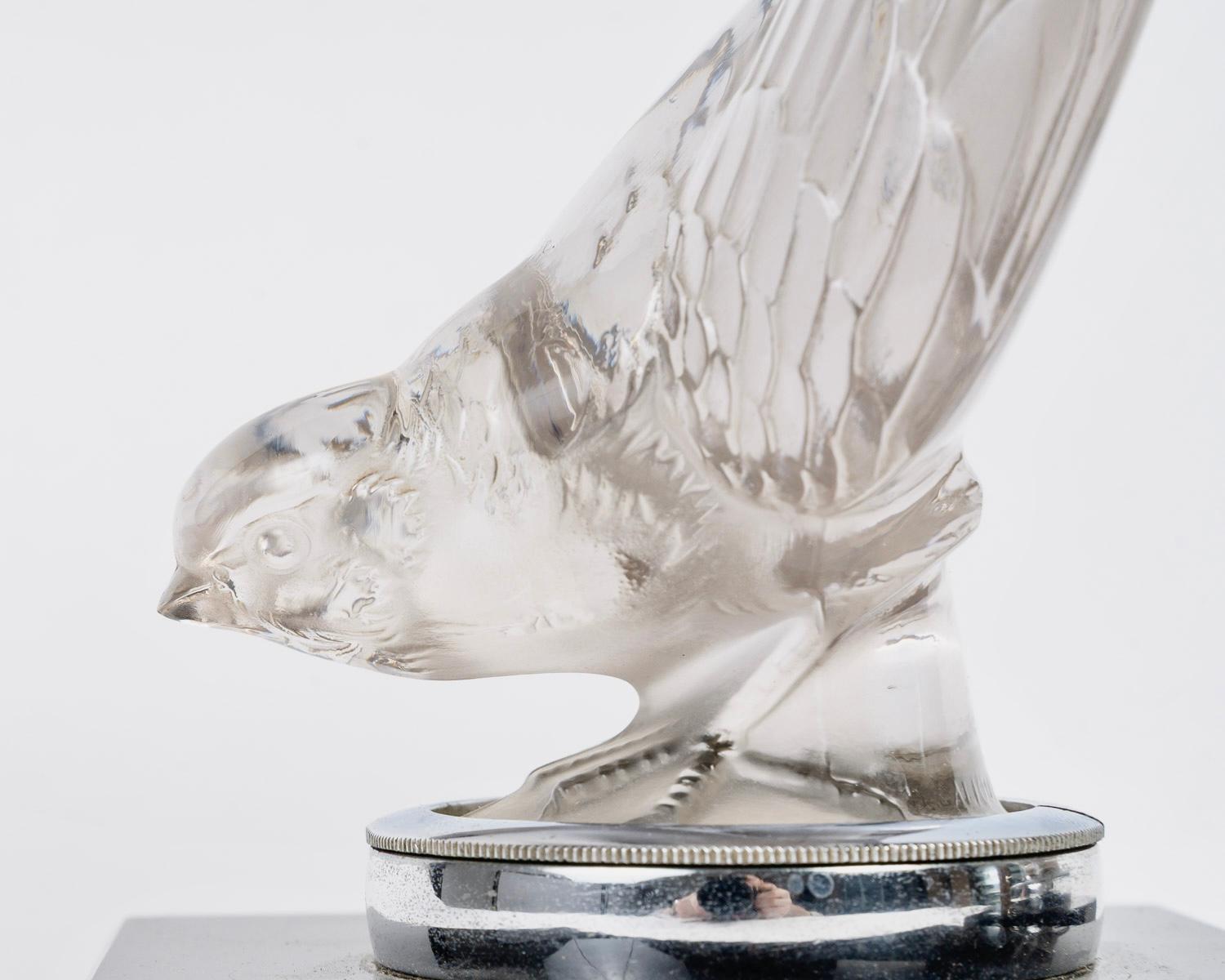 Inizio XX secolo 1928 René Lalique - Coppia di reggilibri Mascotte d'auto Hirondelle Swallow Glass