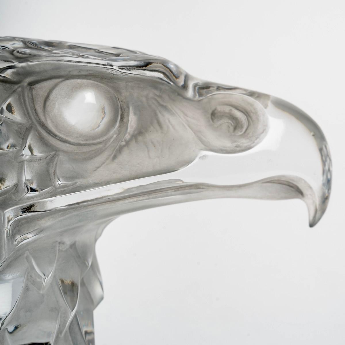 French 1928 René Lalique Tete d'Aigle Car Mascot Hood Ornament in Glass, Eagle Head