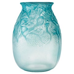 1928 René Lalique, Vase Borromee Glass With Peacock Blue Patina