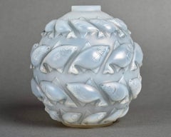 1928 René Lalique - Vase Camaret Cased Opalescent Glass With Blue Grey Patina