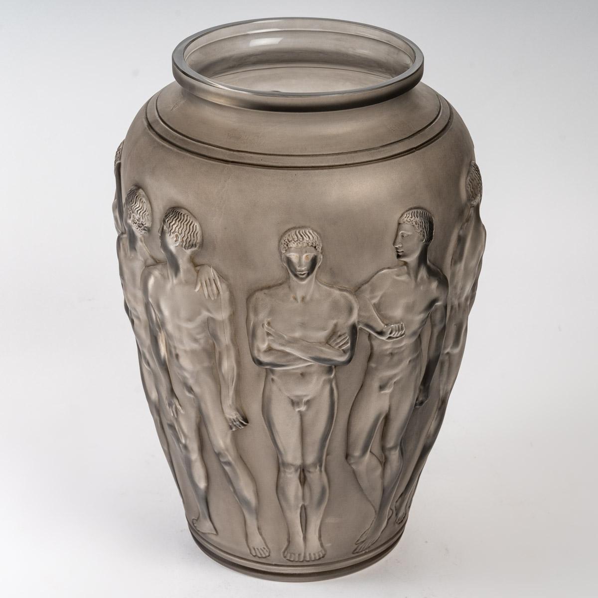 Early 20th Century 1928 René Lalique, Vase Palestre Frosted Glass with Grey Patina, Nude Men