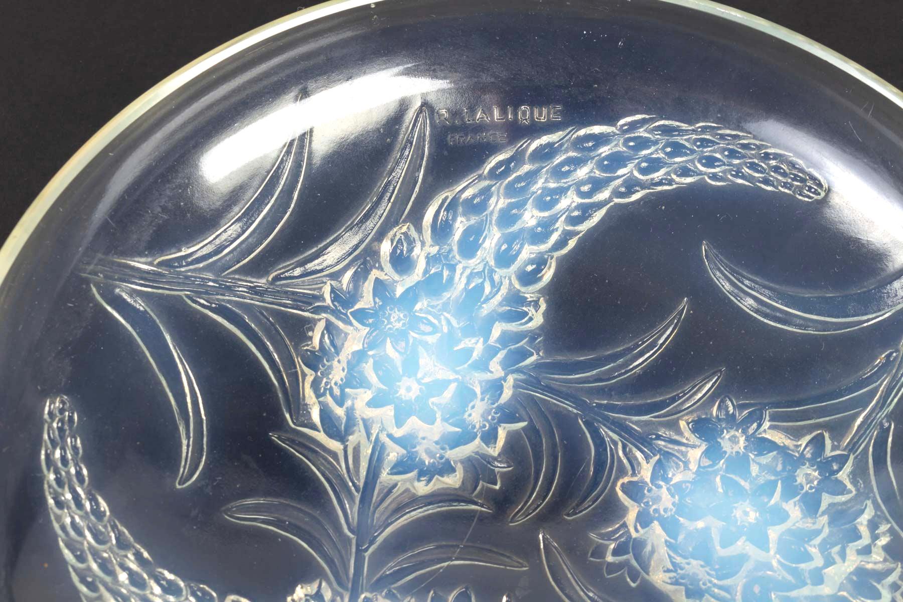 Art Deco 1928 René Lalique Véronique Bowl Opalescent Glass, Flowers