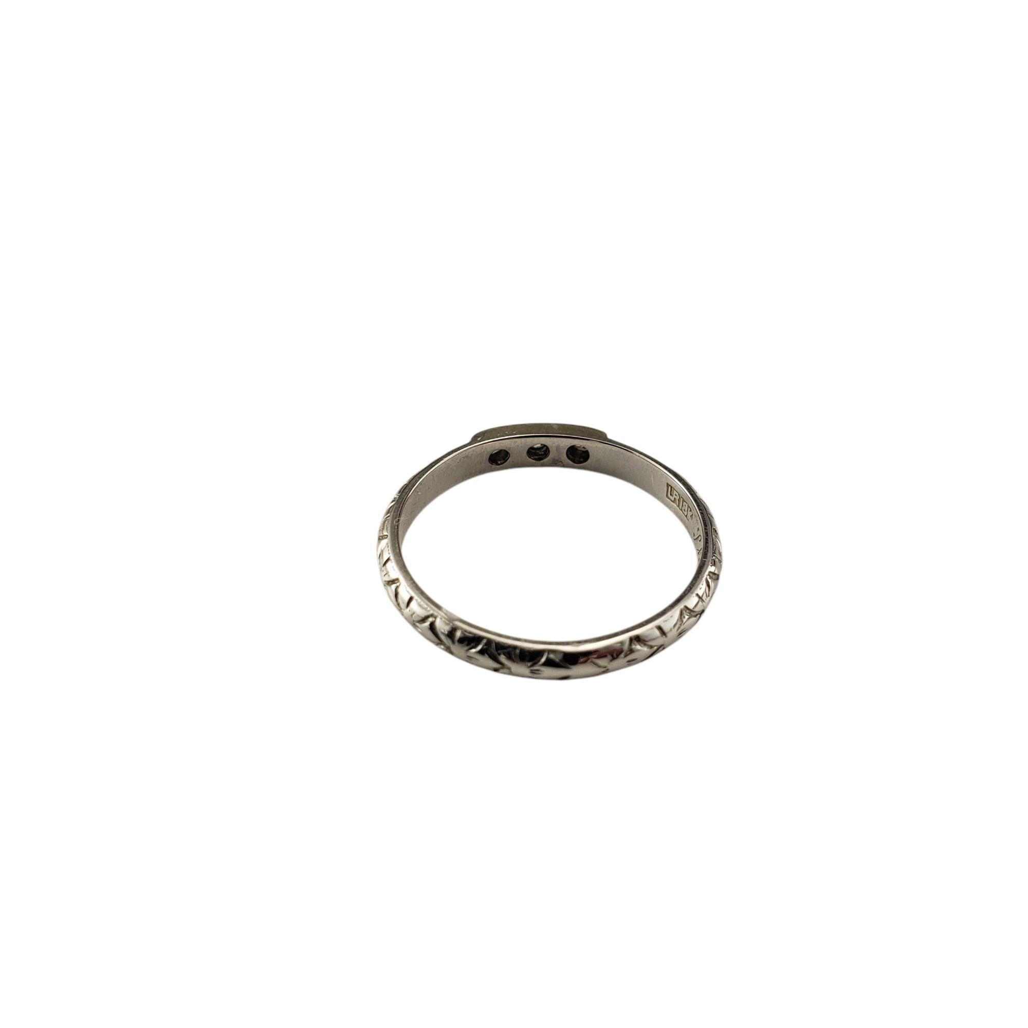 1929 Antique 18 Karat White Gold Diamond Band Ring Size 6 #21397 In Good Condition For Sale In Washington Depot, CT