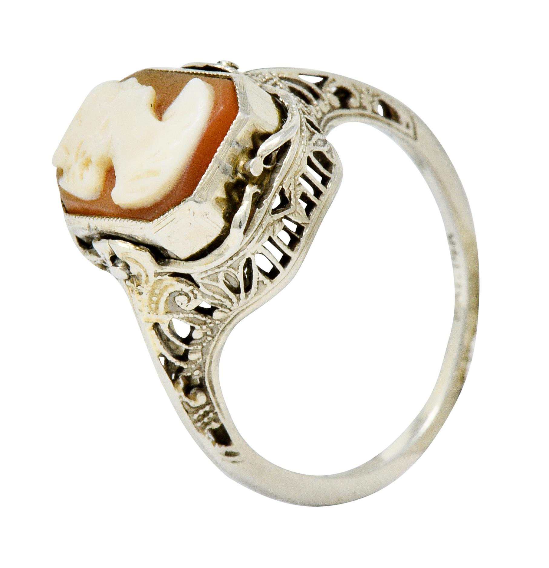 1929 Art Deco Carved Hardstone Onyx Platinum 18 Karat White Gold Cameo Flip Ring 6