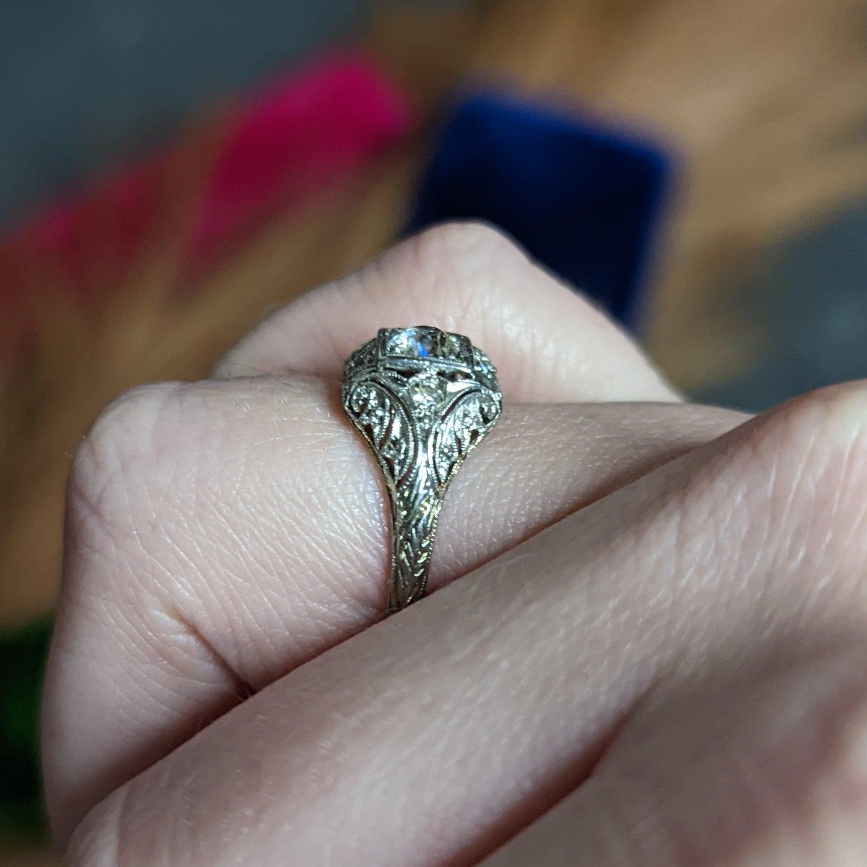 1929 Art Deco Diamond Platinum-Topped 18 Karat White Gold Engagement Ring 8
