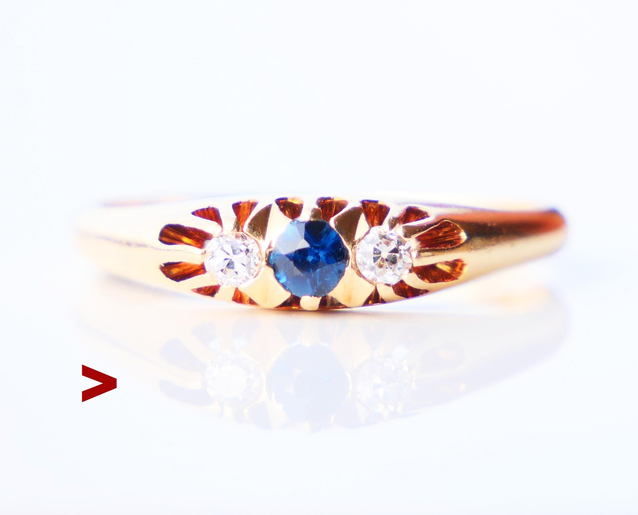 Sapphire and Diamonds Ring in 18K Yellow Gold. Multiple claws with flat tips , all set with regular spacing and create a sort of openwork crown that allows the Light to go deeper. Such rings were in favor of many in early 20th century.

Natural old