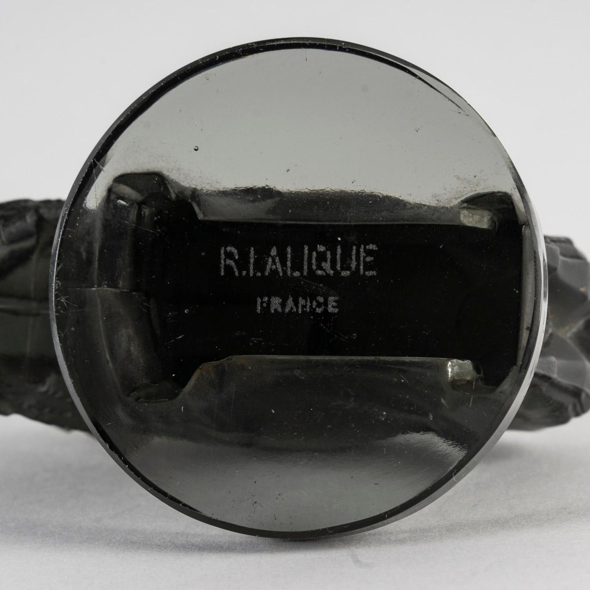 French 1929 René Lalique Car Mascot Sanglier Boar Grey Topaz Glass For Sale