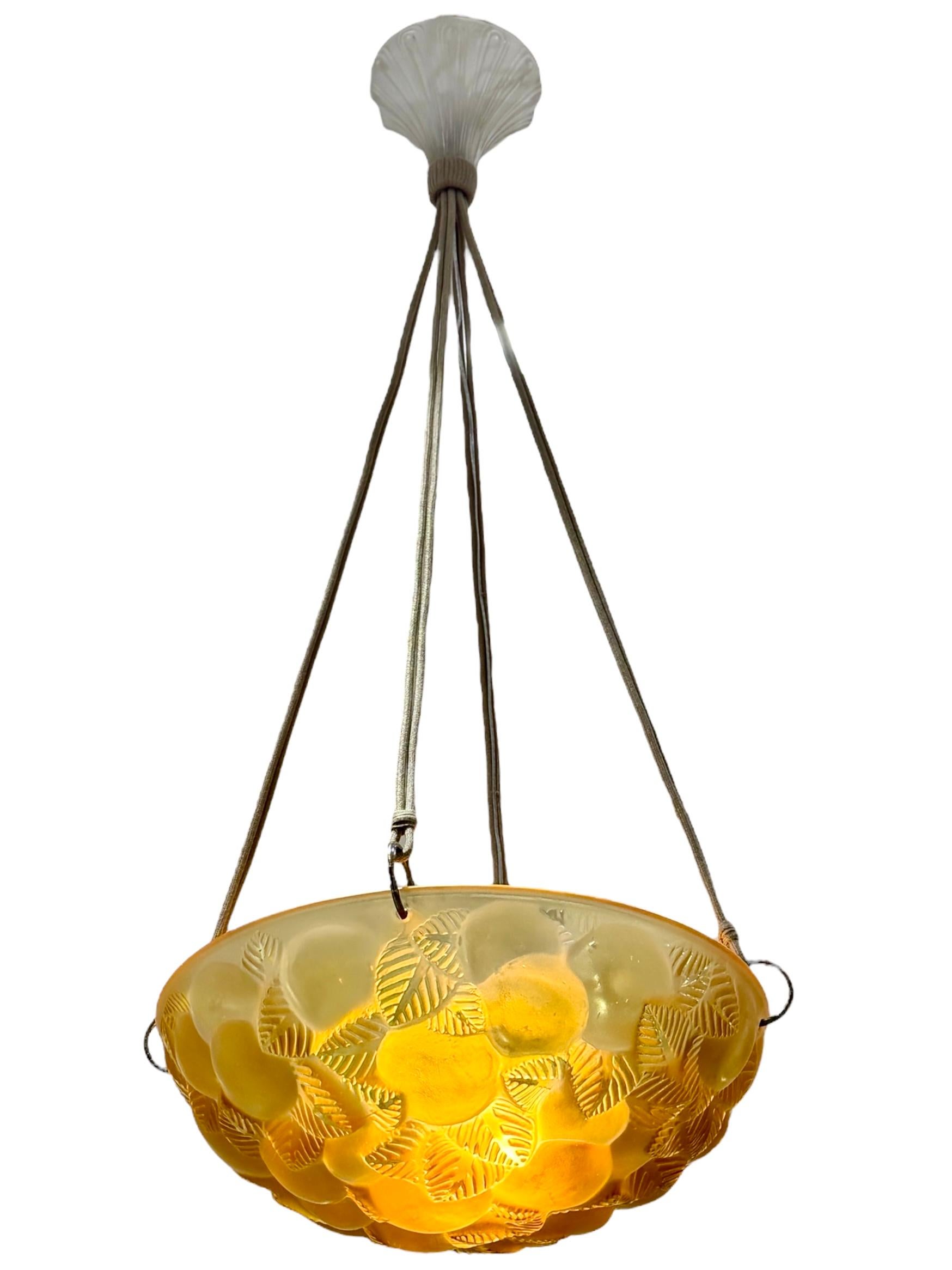 Art déco 1929 René Lalique - Plafonnier Light Chandelier Lausanne Jaune Verre Ambre en vente