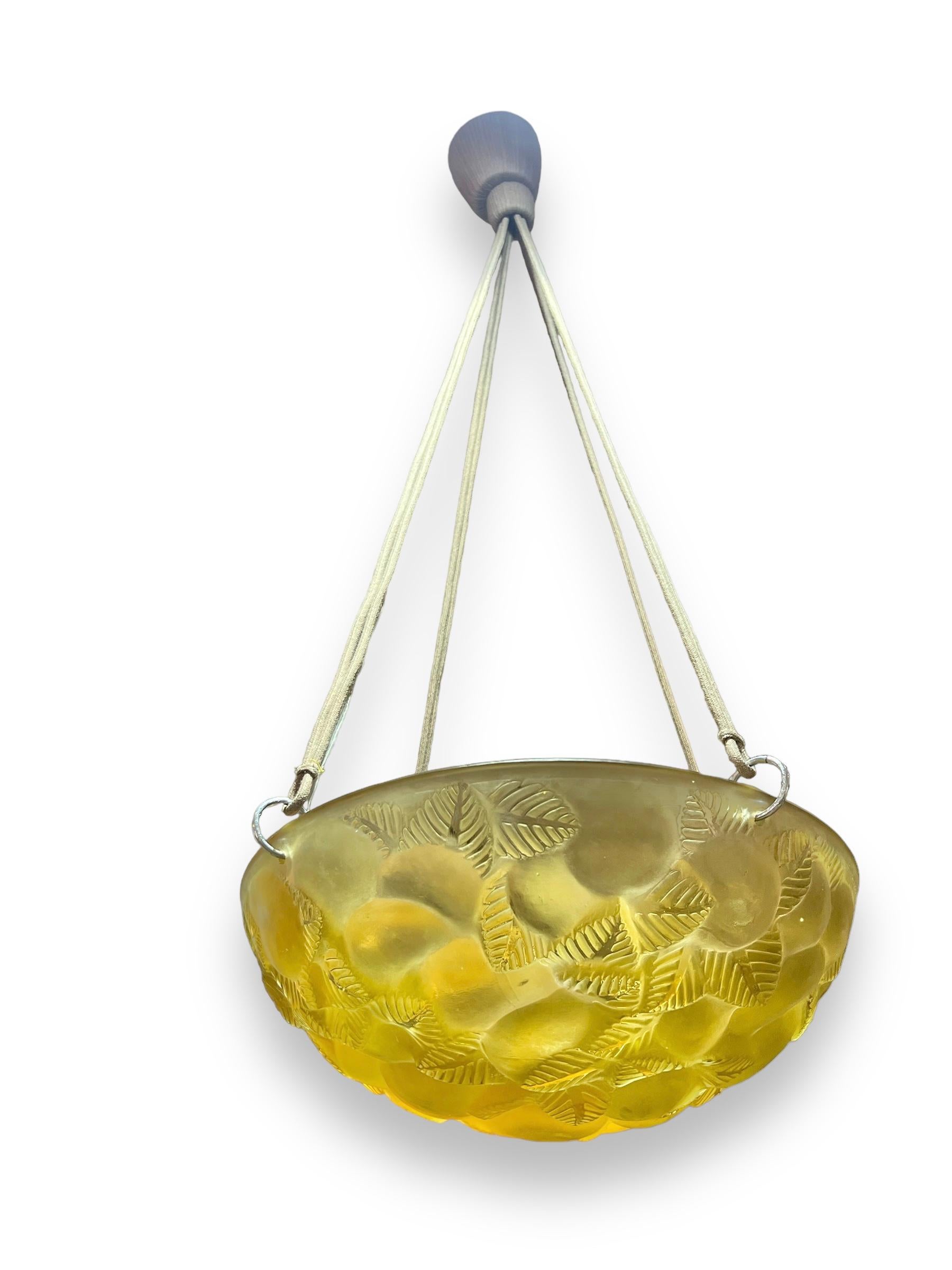 French 1929 René Lalique - Ceiling Fixture Light Chandelier Lausanne Yellow Amber Glass For Sale