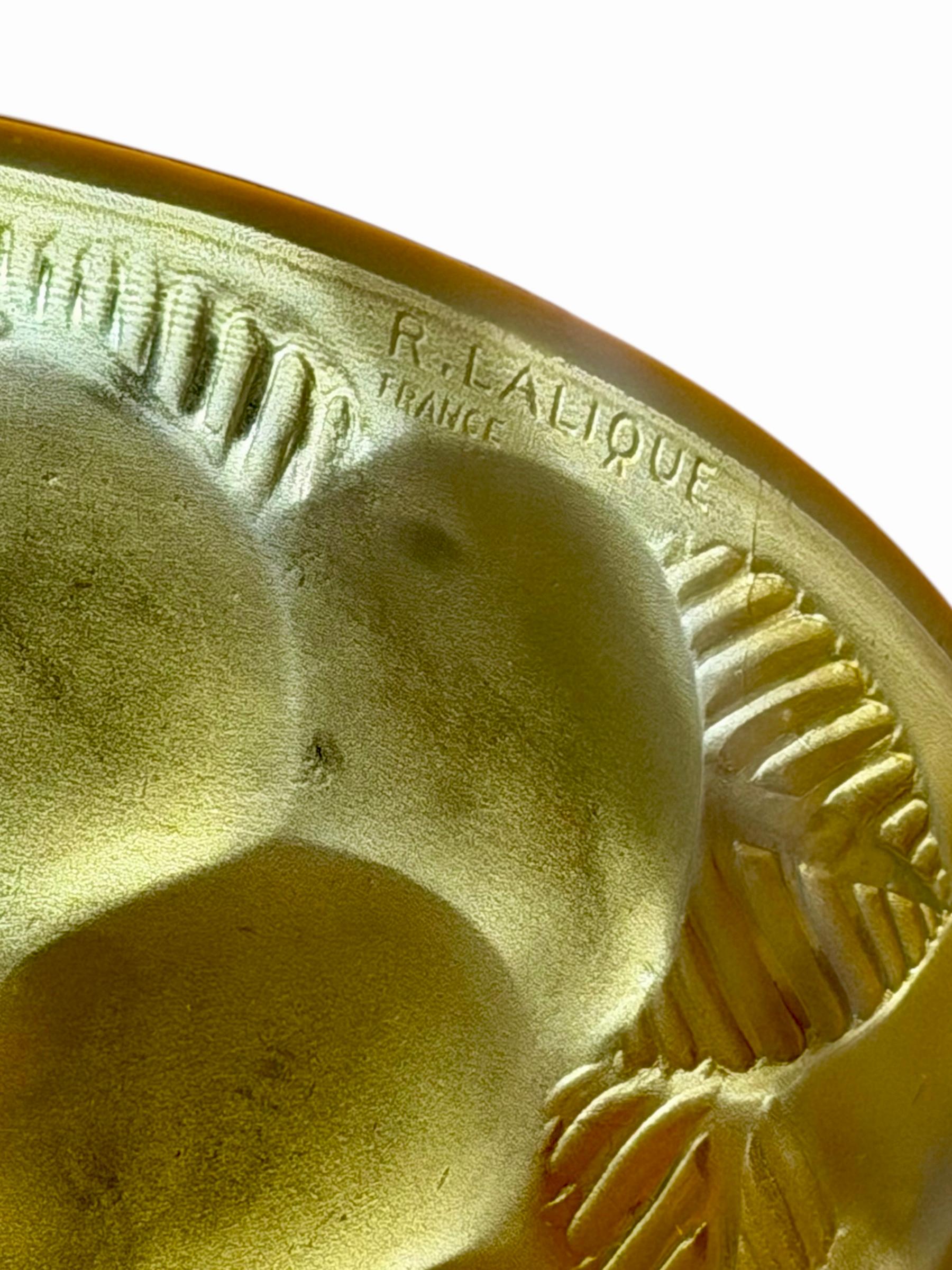 Moulé 1929 René Lalique - Plafonnier Light Chandelier Lausanne Jaune Verre Ambre en vente