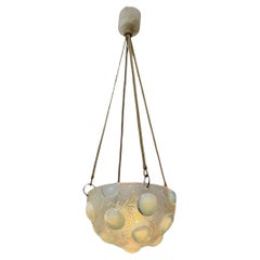 1929 René Lalique, Luminaire de plafond Soleil Verre opalescent
