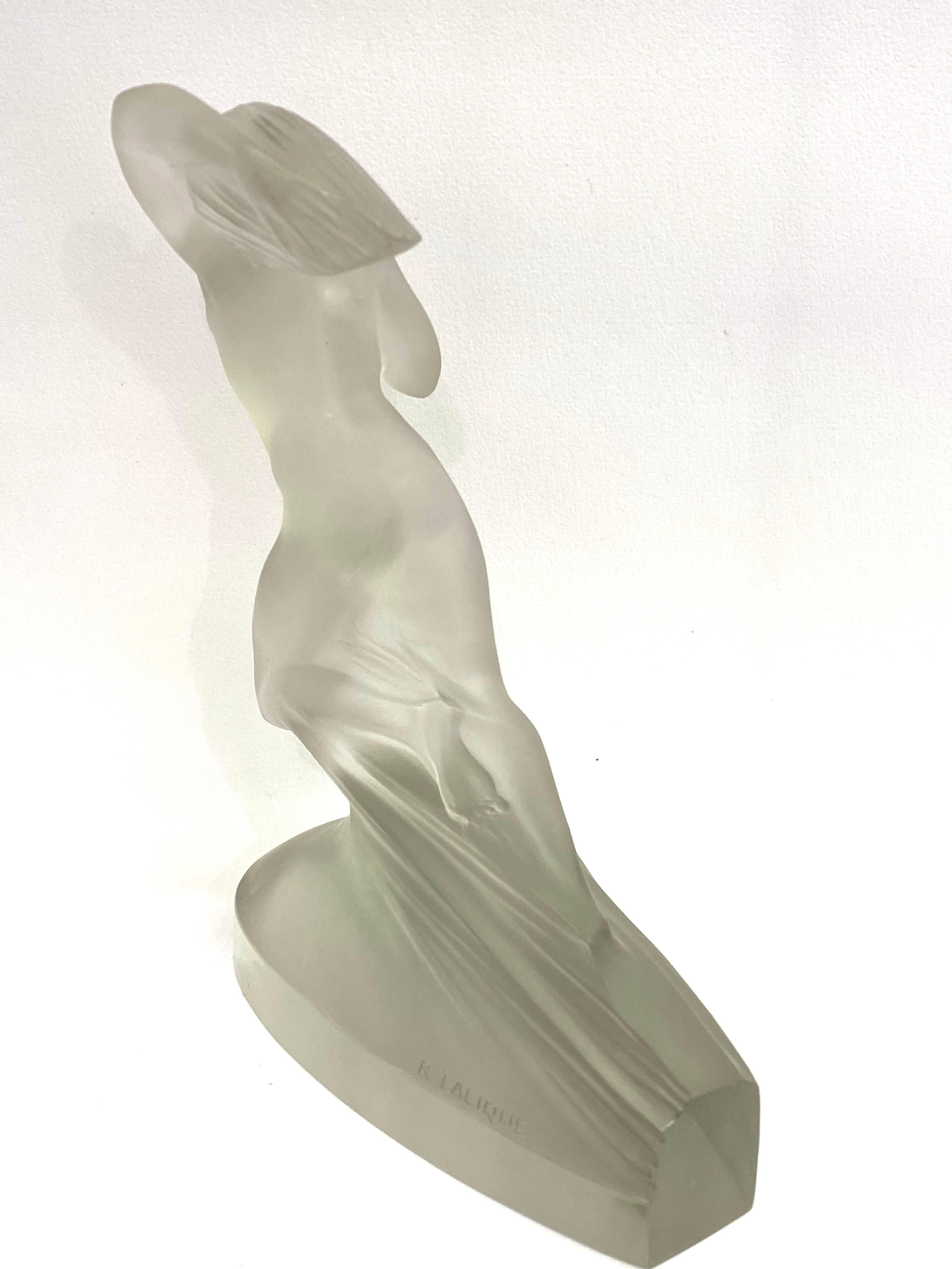 Art Deco 1929 René Lalique Cote D'Azur Statuette in Frosted Glass Women