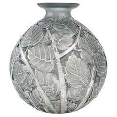 1929 René Lalique Milan Vase in Frosted Glass with Blue-Grey Patina