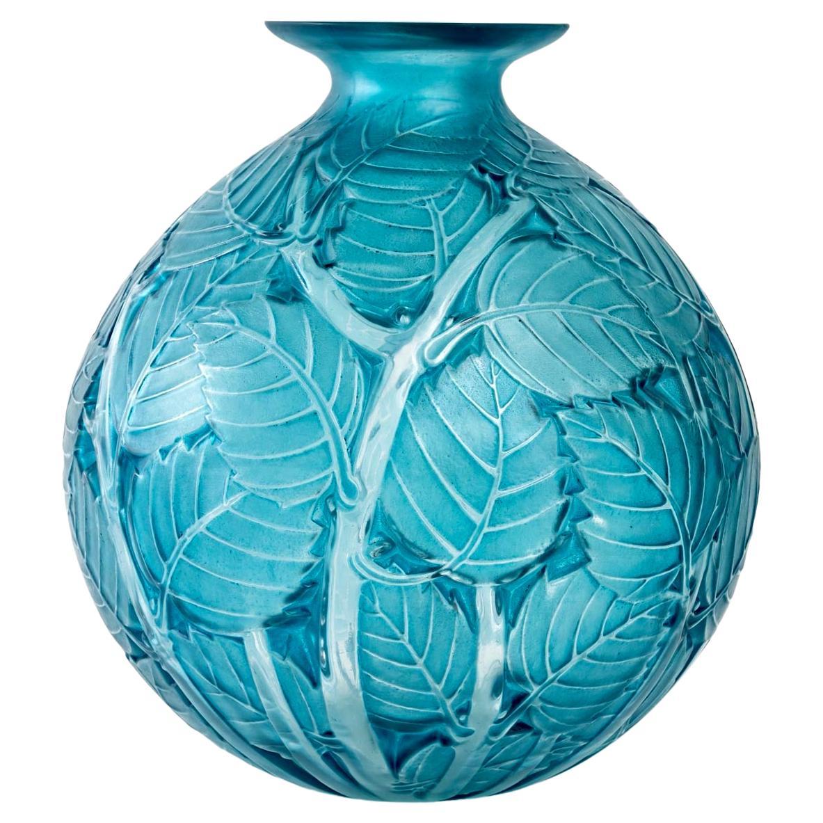 1937 René Lalique Edelweiss Vase in Frosted and Blue Stained Glass