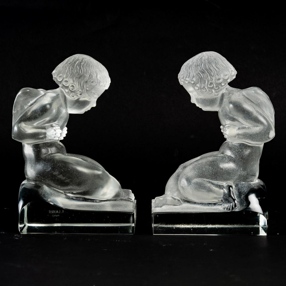 Art Deco 1929 René Lalique, Pair of Bookends Amour Frosted Glass