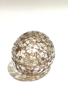 1929 René Lalique Pervenches Egg Box Clear Glass Sepia Stain, Daisy Flowers