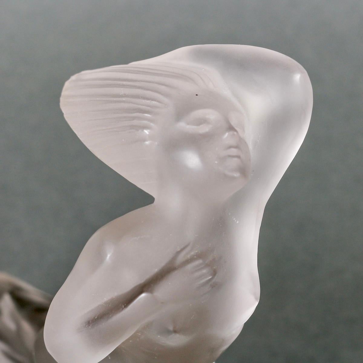 French 1929 René Lalique - Statuette Cote d'Azur Pullman Express Frosted Glass