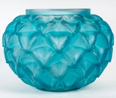 1929 René Lalique Vase Languedoc Glass with Turquoise Blue Patina, Cactus Leaves