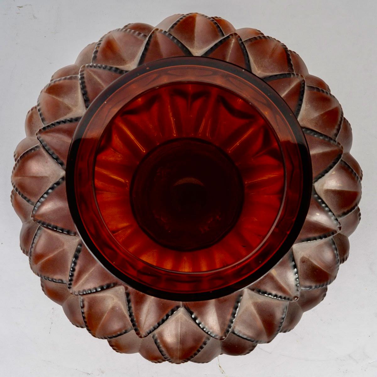 Art Deco 1929 René Lalique Vase Languedoc Red Amber Glass with White Patina Cactus Leaves For Sale