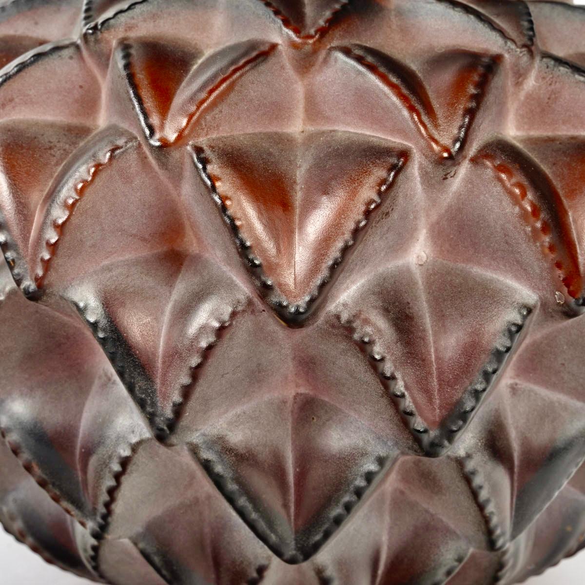 French 1929 René Lalique Vase Languedoc Red Amber Glass with White Patina Cactus Leaves For Sale