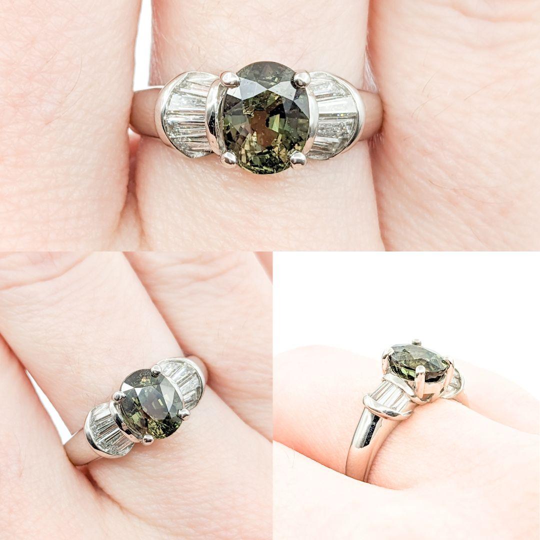 Stunning Alexandrite & Diamond Piece In Platinum

Introducing this beautiful ring, crafted in 900pt platinum. It features 0.37ctw baguette diamonds with SI clarity and H-I color. The ring also showcases a stunning 1.92ct color-change Alexandrite,