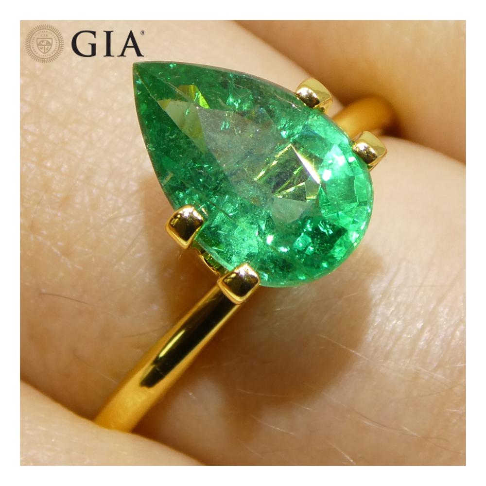 1.92ct Pear Green Emerald GIA Certified Zambia (F2) For Sale 9