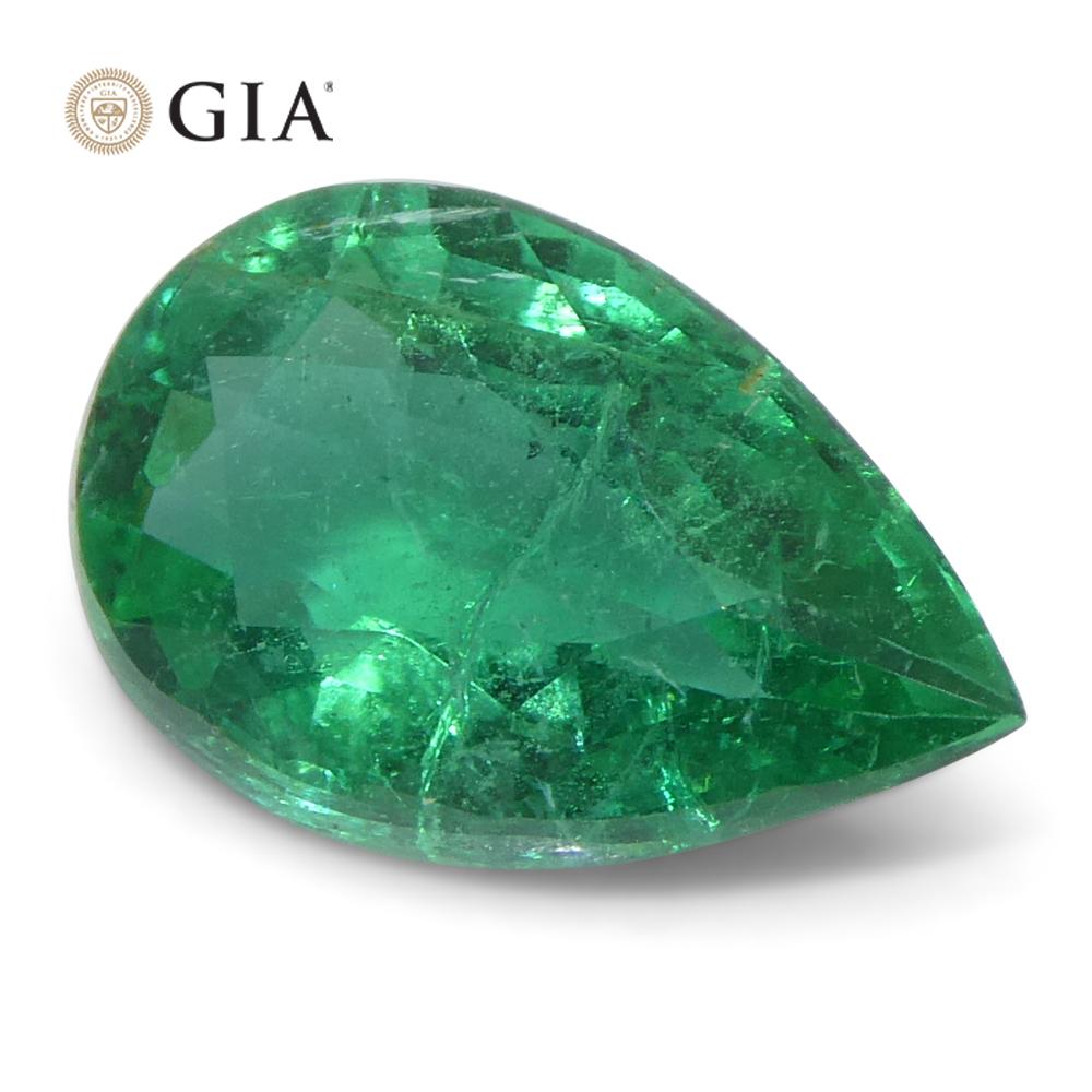 1.92ct Pear Green Emerald GIA Certified Zambia (F2) For Sale 1