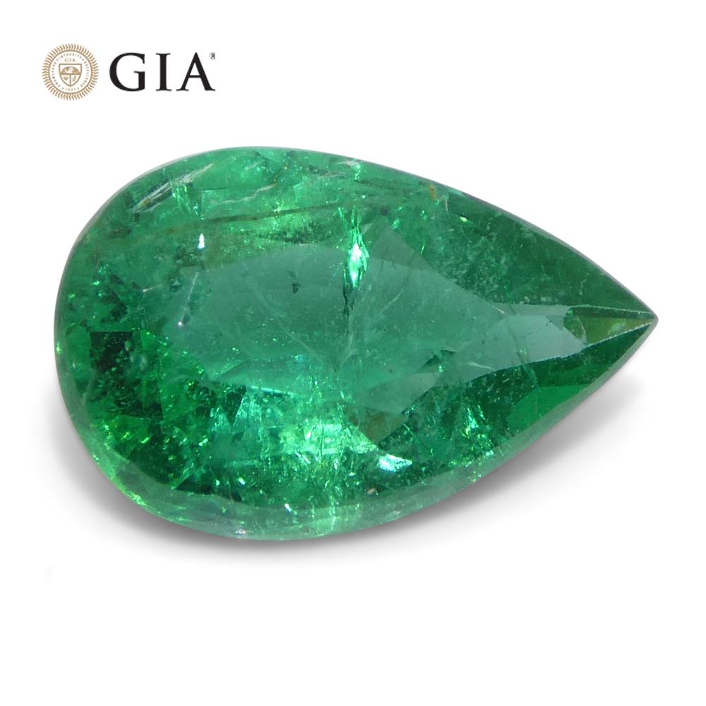 1.92ct Pear Green Emerald GIA Certified Zambia (F2) For Sale 3