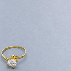 19.2K Gold Ring with Diamond