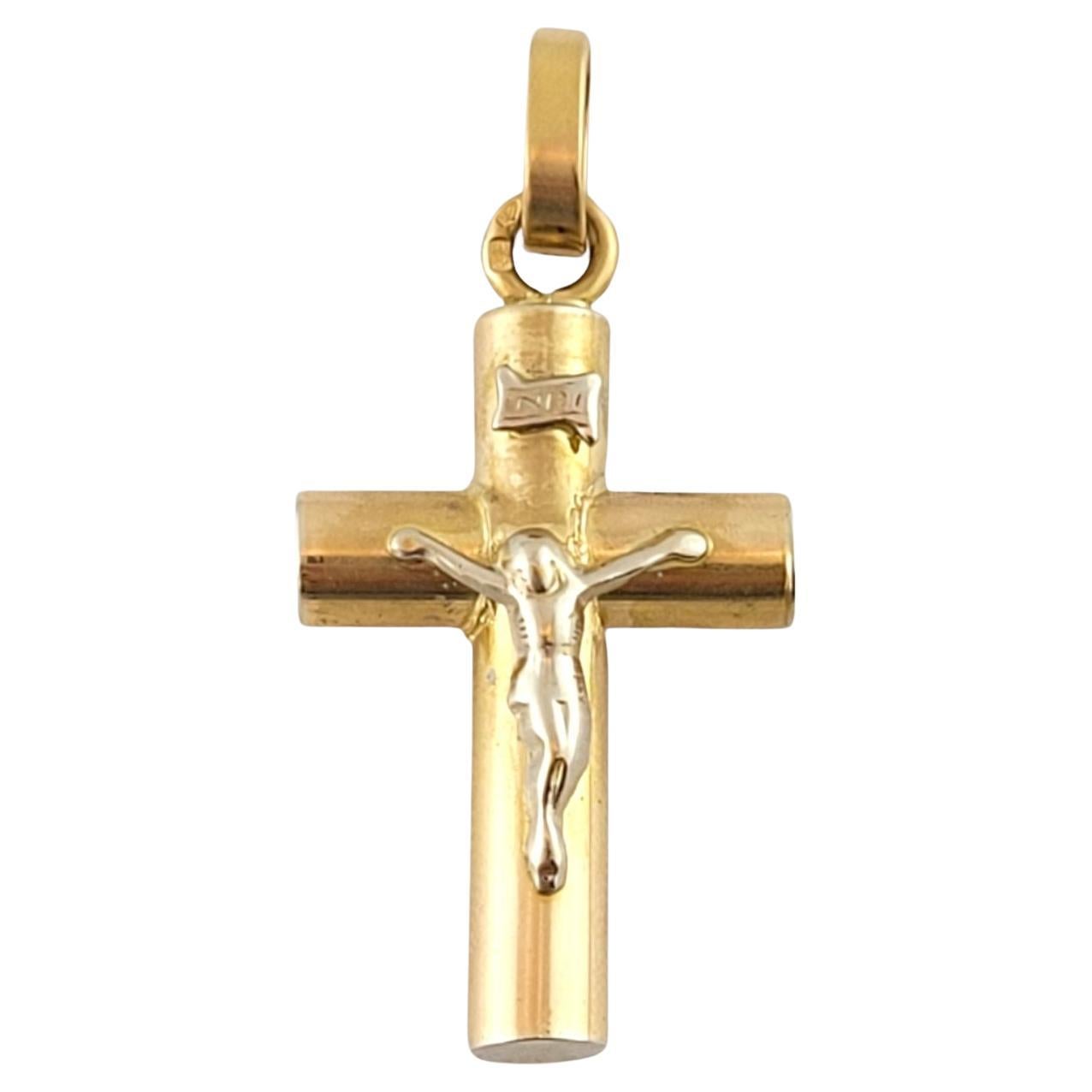 19.2K Or blanc/jaune bicolore Pendentif creux Jésus en croix #14503 en vente