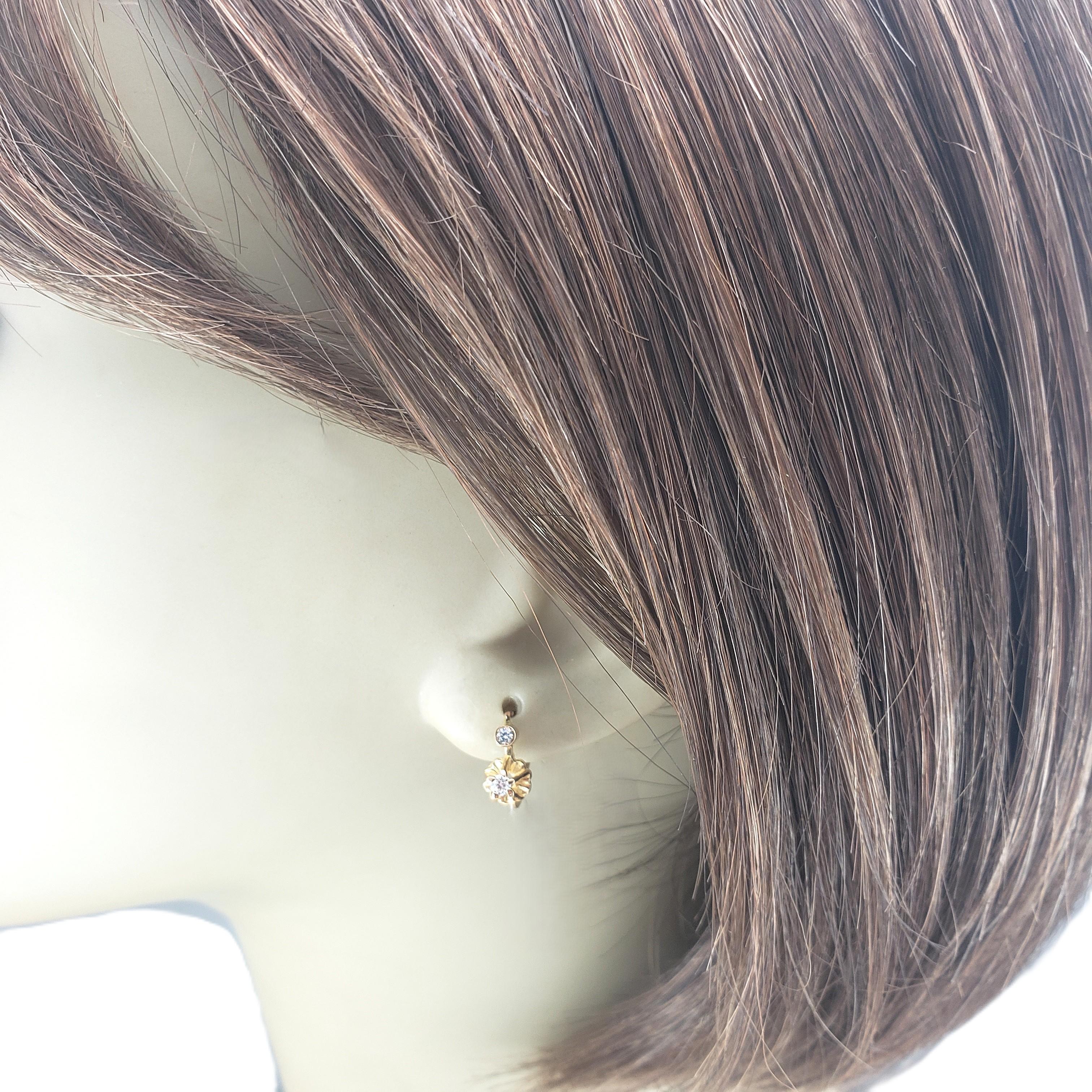 Boucles d'oreilles à levier en or jaune 19.2K avec diamants #23412 en vente 1