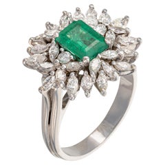 19.2kt White Gold Emerald and Diamond Ring, Antique Style, 20th century