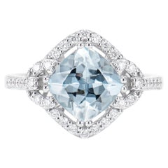 1.93 Carat Aquamarine Elegant Ring in 18 Karat White Gold with White Diamond