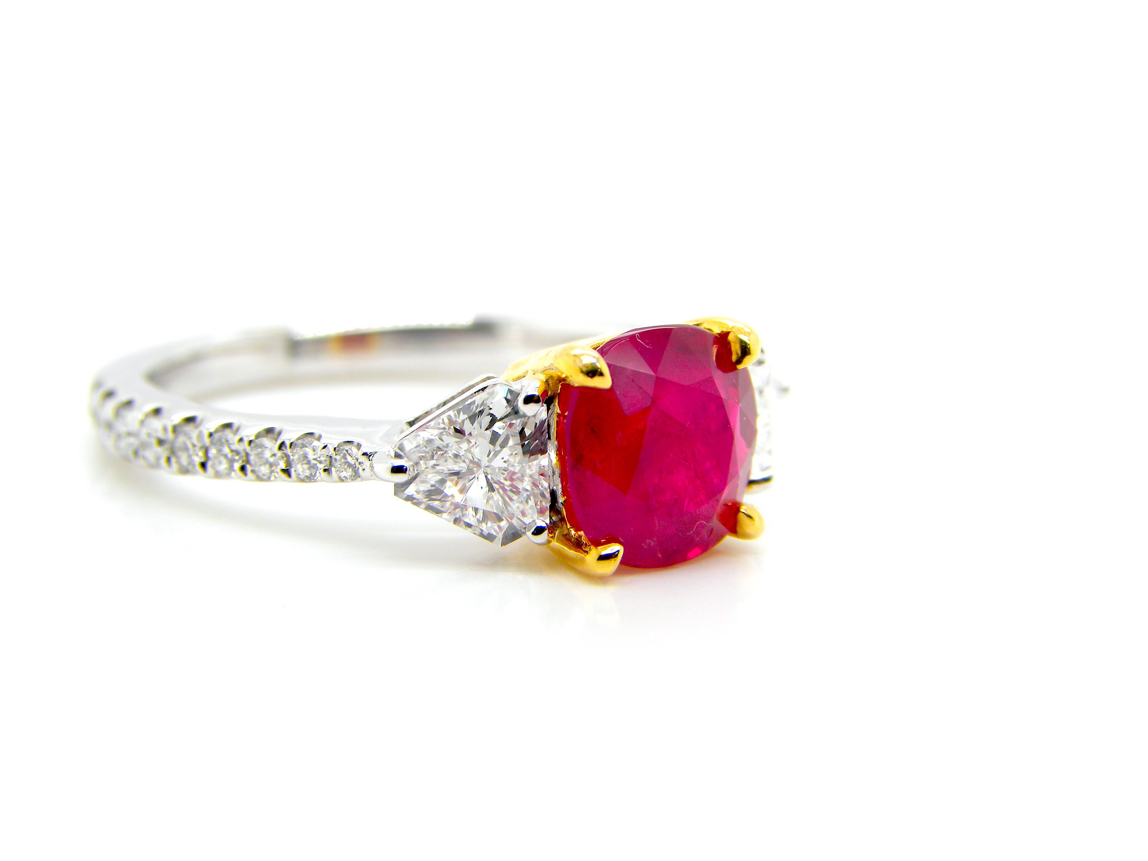 Women's or Men's 1.93 Carat GIA Certified Burma No Heat Pigeon's Blood Red Ruby and Diamond Ring