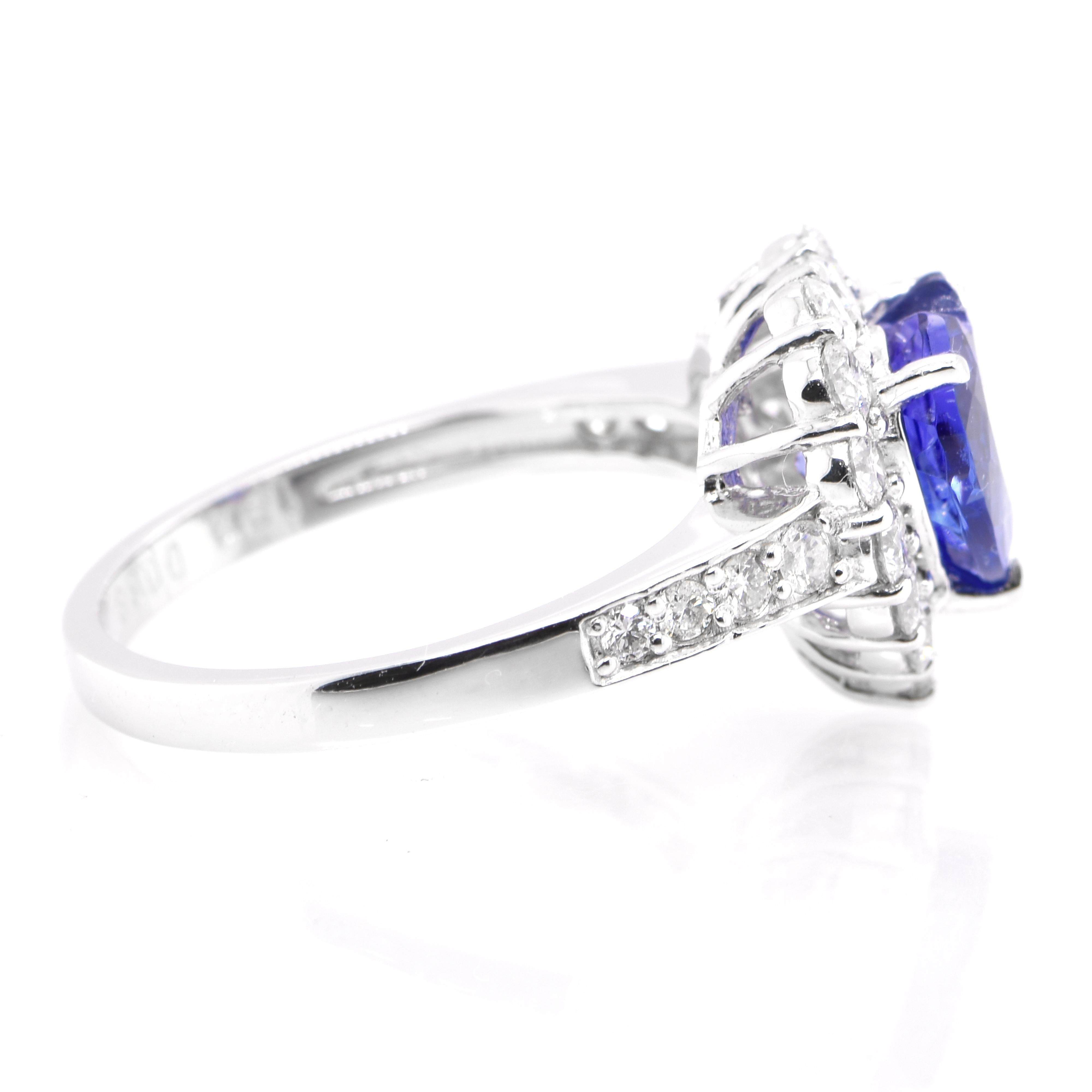 1.93 Carat Natural Heart-Cut Tanzanite and Diamond Ring Set in Platinum In New Condition In Tokyo, JP