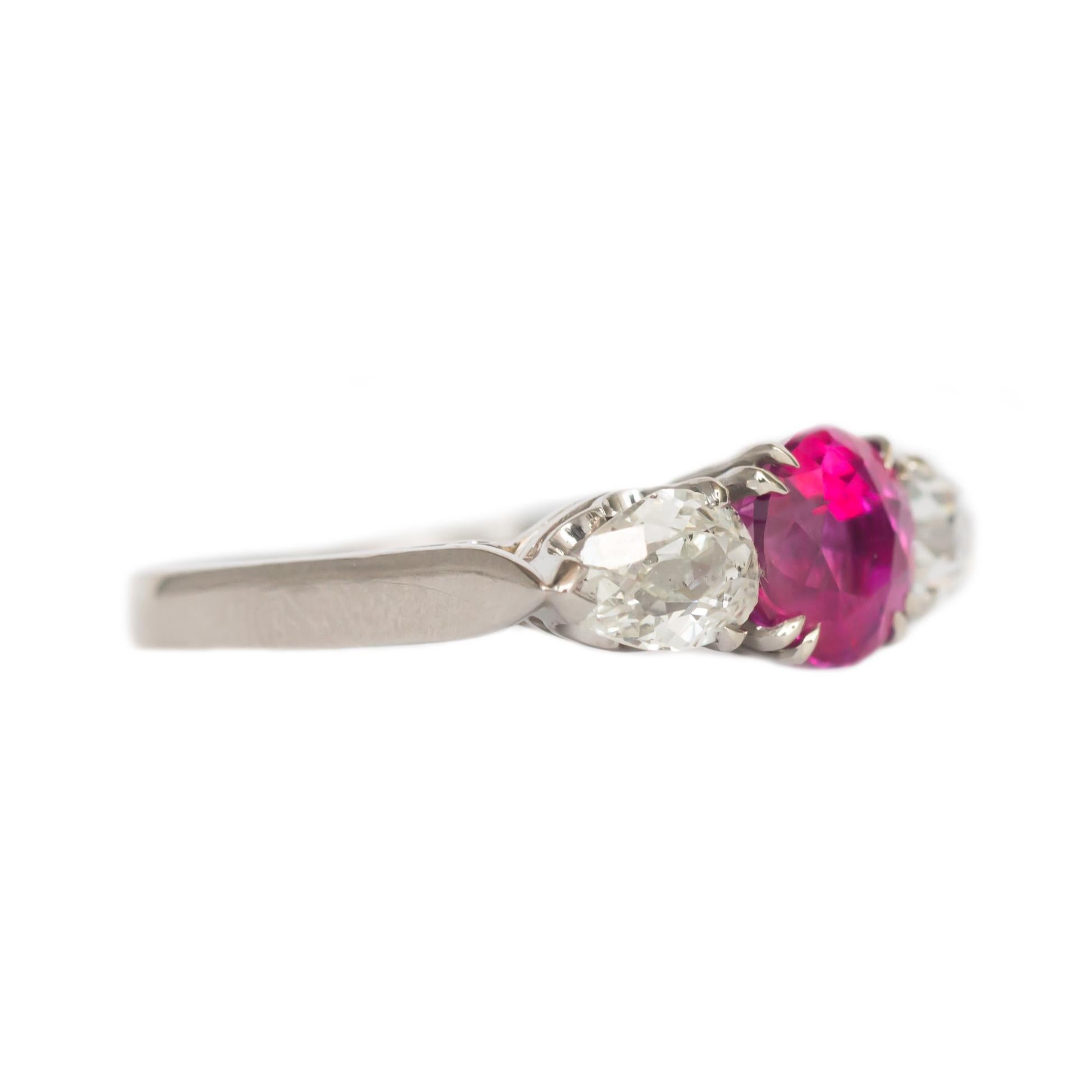 Art Deco 1.93 Carat Pink Sapphire Platinum Engagement Ring For Sale