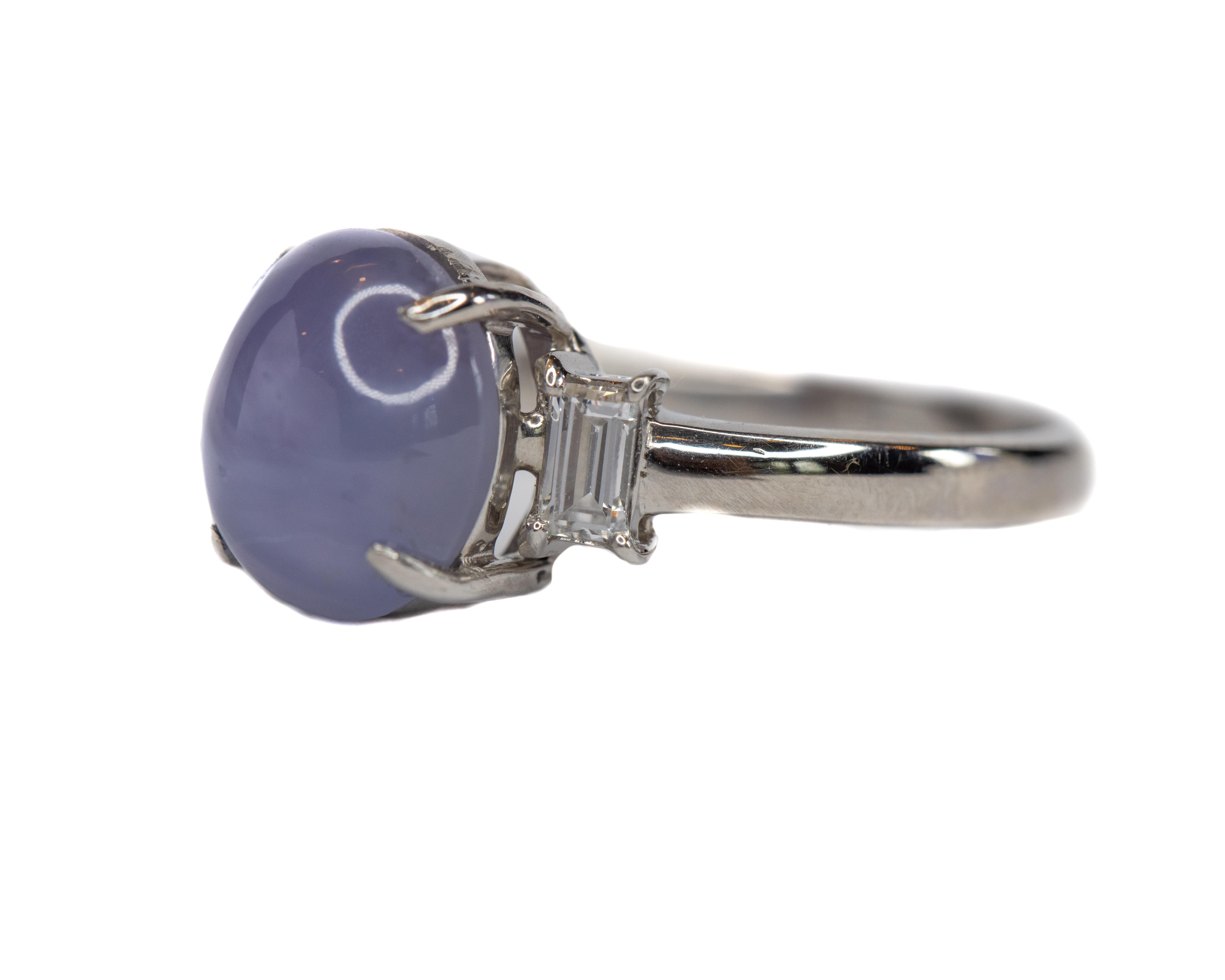 1.93 Carat Purple Star Sapphire Cabochon Platinum Ring In Excellent Condition For Sale In Atlanta, GA